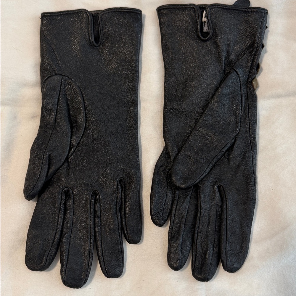 Black Studded Leather Gloves Petite - Picture 3 of 10